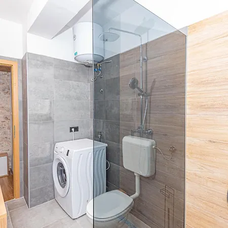 Casa vacanze Lux House Versys With Jacuzzi Drinovci